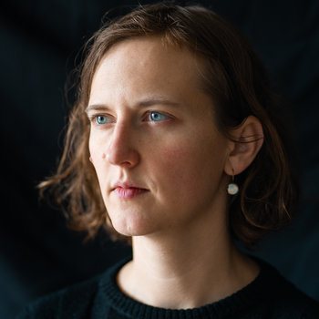 Lesley Mok portrait for transient
